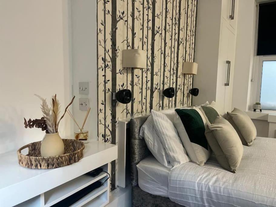 Tree Studio Apartment Barbican F3 London Eksteriør bilde